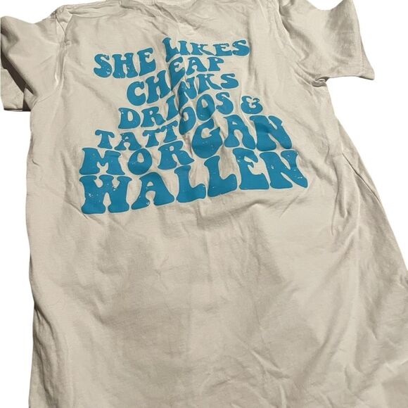 Morgan Wallen size XS ladies  T-Shirt with Blue Graphic new never worn - Picture 2 of 2